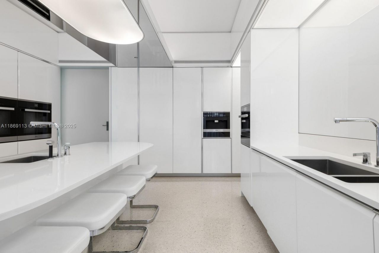 3315 Collins Ave, Unit 10B, Miami Beach, FL 33140 Photo