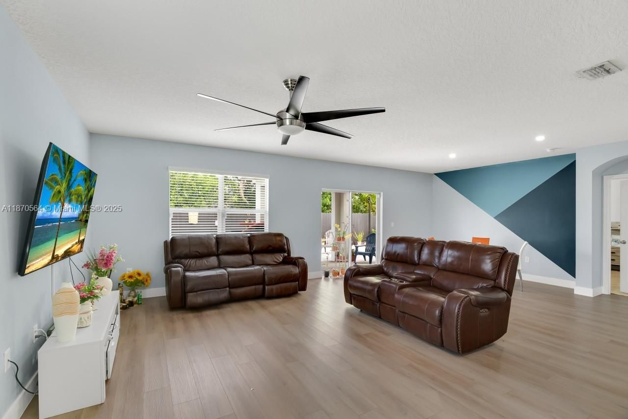 602 Barber St, Sebastian, FL 32958 Photo