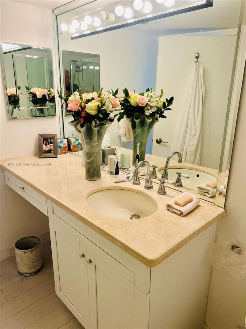 19101 NE 36th Ct, Unit 1411, Aventura, FL 33180 Photo