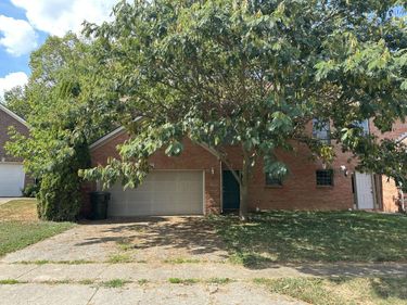 916 Literary Circle, Lexington, KY 40513