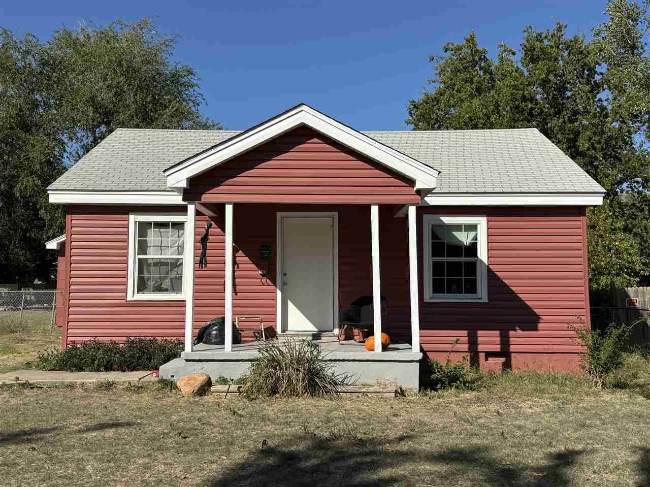 1405 NW Baldwin Ave, Lawton, OK 73507 Main Photo