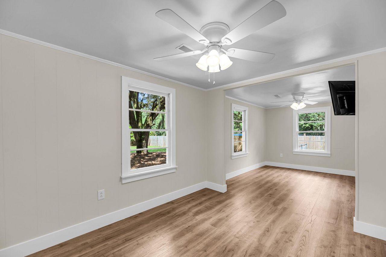 5059 Highway 162 Photo 15