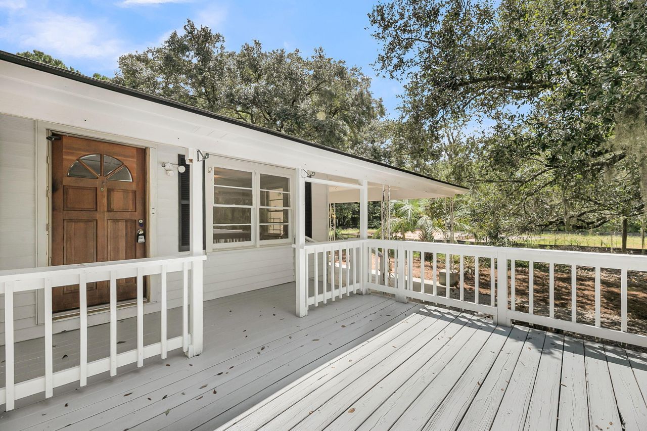 5059 Highway 162 Photo 2