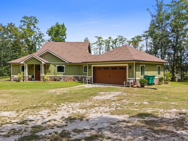 3130 Magnolia Drive, Chipley, FL 32428