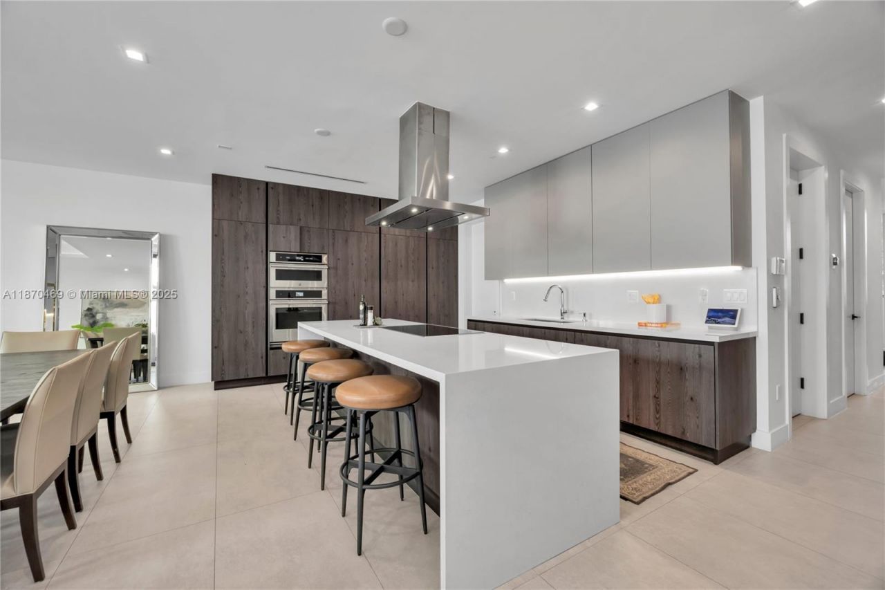 617 Almeria Ave, Coral Gables, FL 33134 Photo