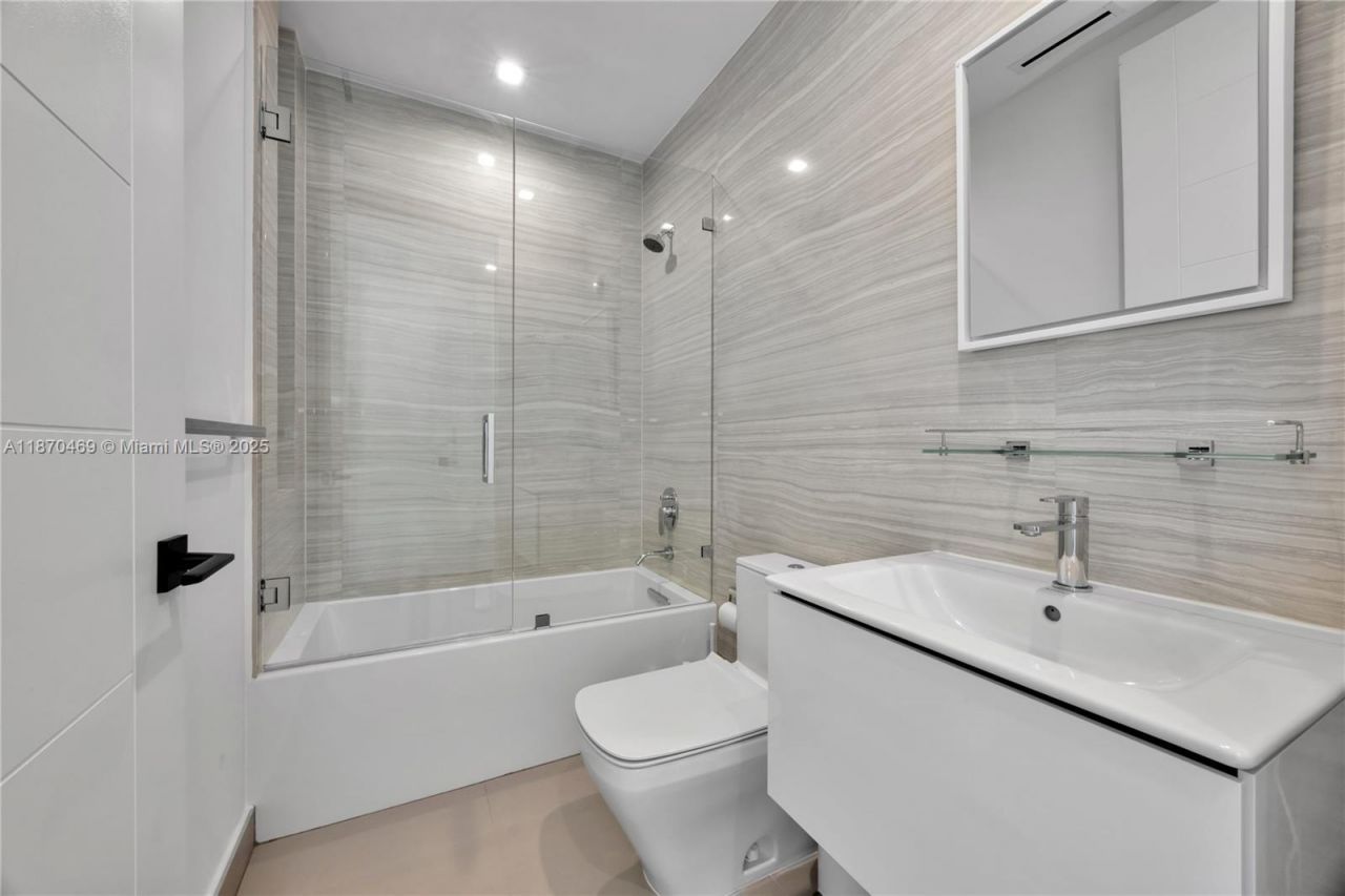 617 Almeria Ave, Coral Gables, FL 33134 Photo