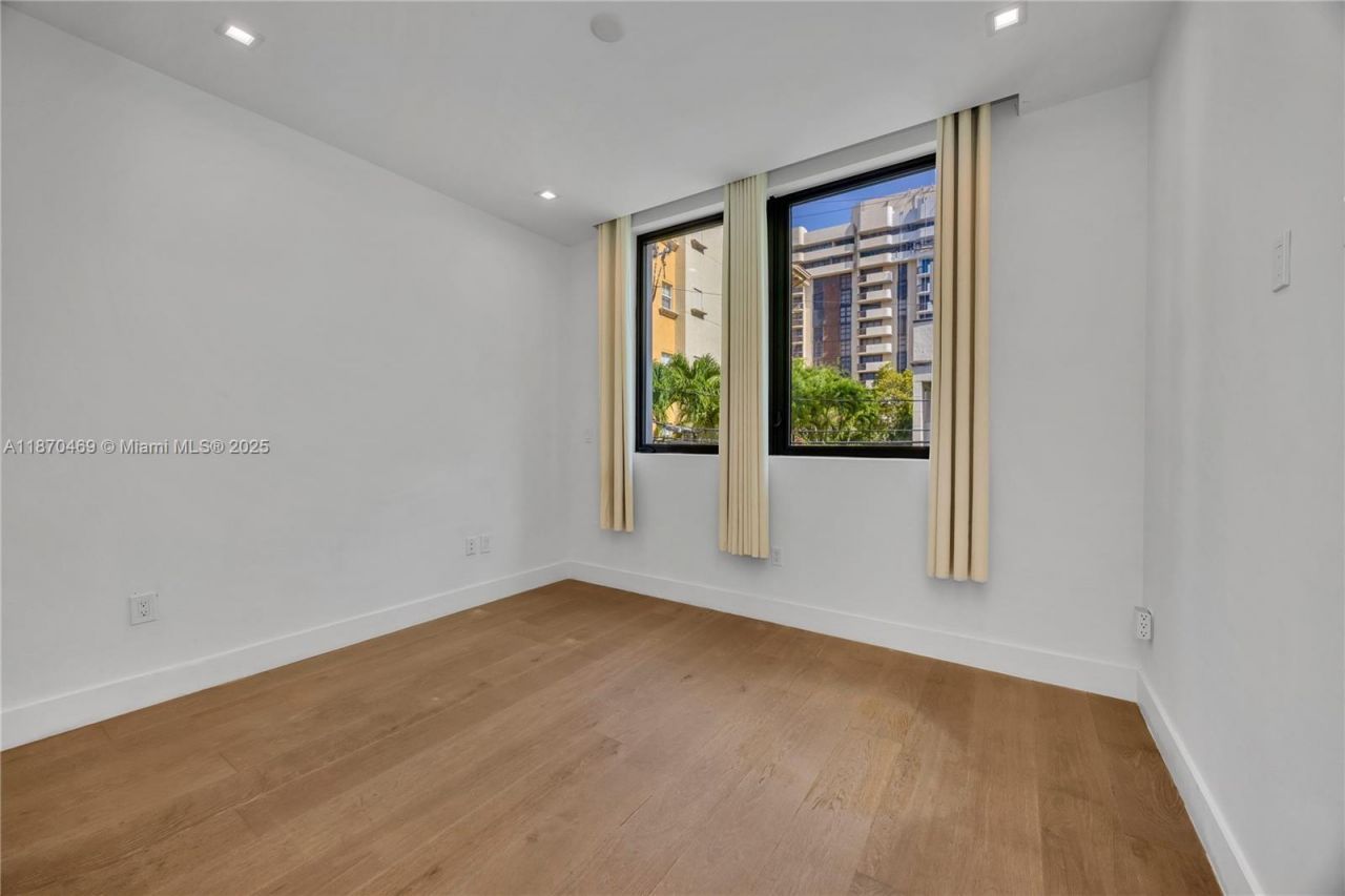 617 Almeria Ave, Coral Gables, FL 33134 Photo