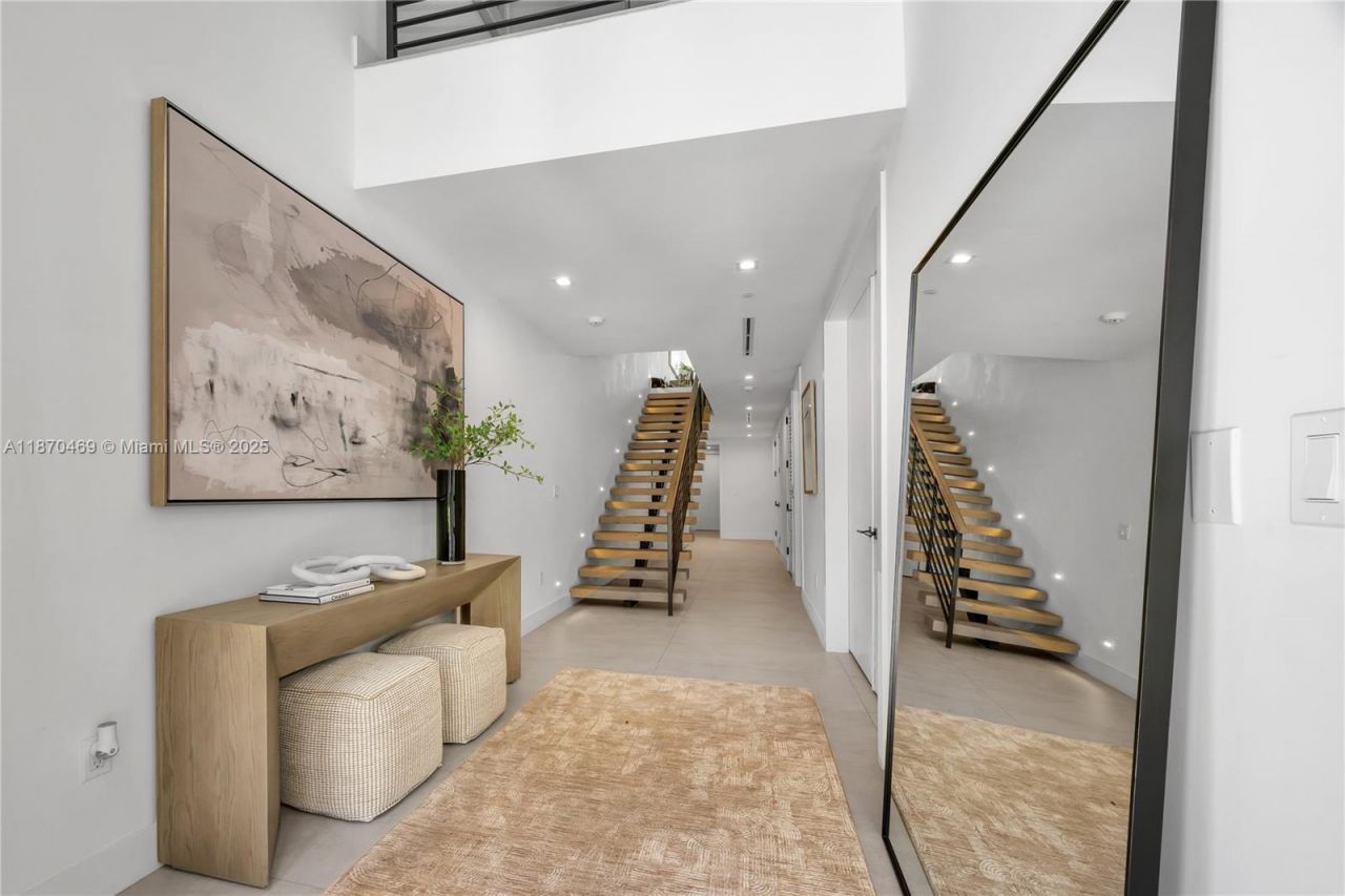 617 Almeria Ave, Coral Gables, FL 33134 Photo