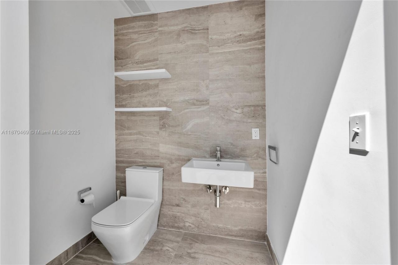 617 Almeria Ave, Coral Gables, FL 33134 Photo