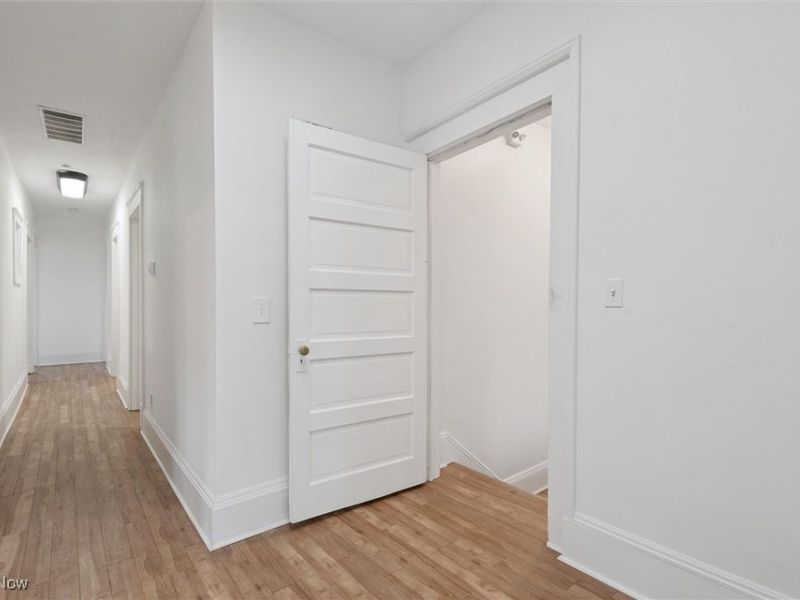 5808 Detroit Avenue, Cleveland, OH 44102 Photo 12