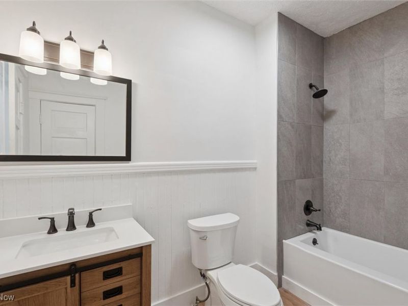 5808 Detroit Avenue, Cleveland, OH 44102 Photo 26