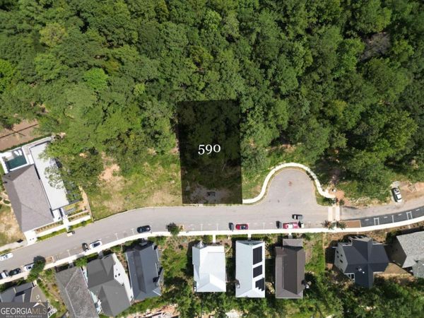 1101 Lupo Loop, Chattahoochee Hills, GA 30268