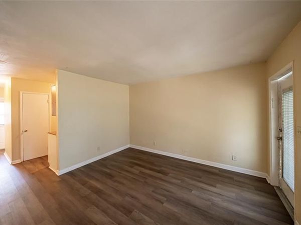 420 NE 1st Avenue, Unit 2, Fort Lauderdale, FL 33301