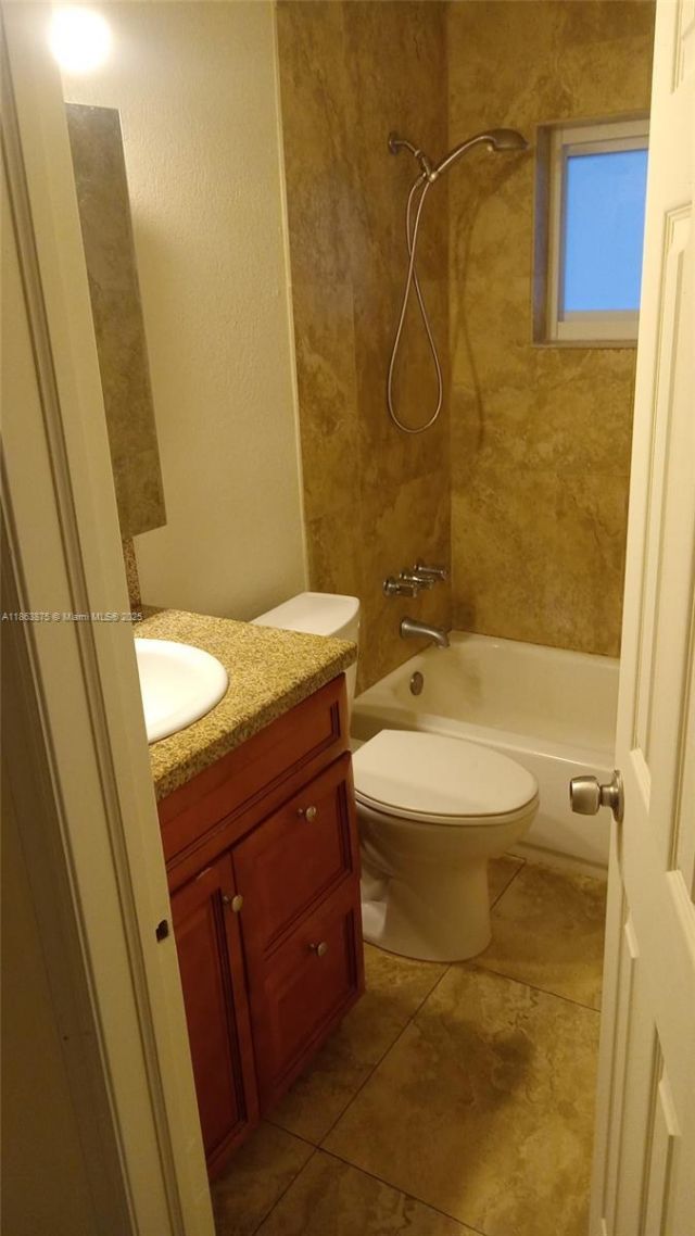 1480 NW 20th Ct, Fort Lauderdale, FL 33311 Photo