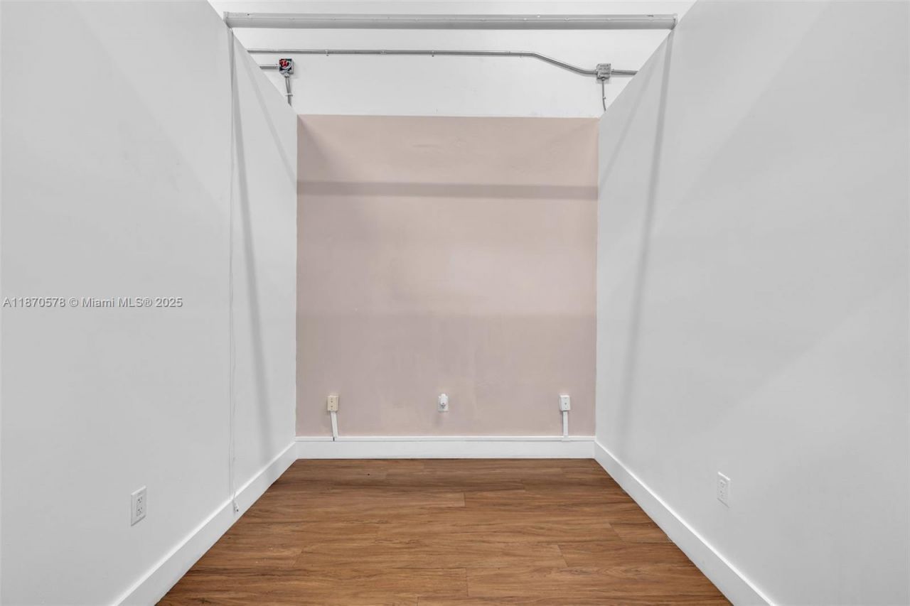 7801 NW 95 St, Hialeah Gardens, FL 33016 Photo