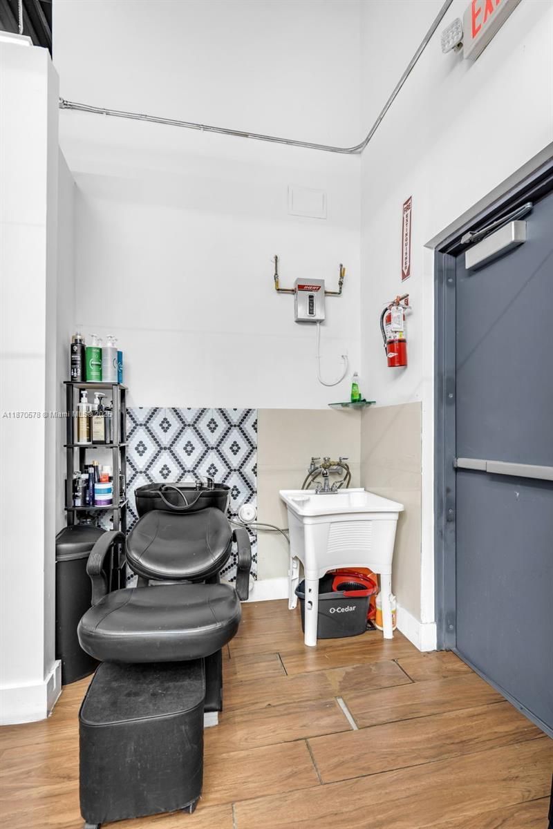 7801 NW 95 St, Hialeah Gardens, FL 33016 Photo