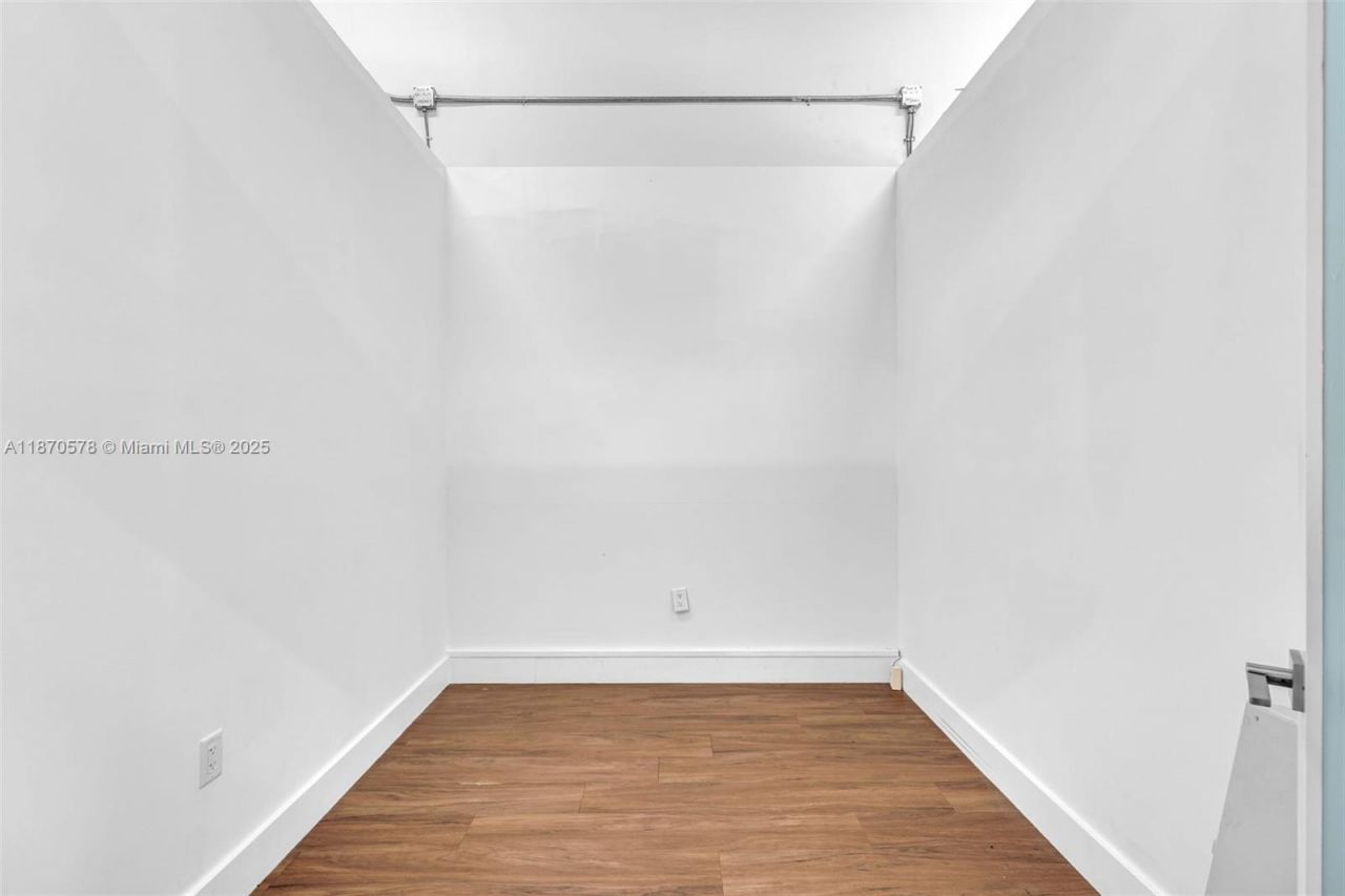 7801 NW 95 St, Hialeah Gardens, FL 33016 Photo