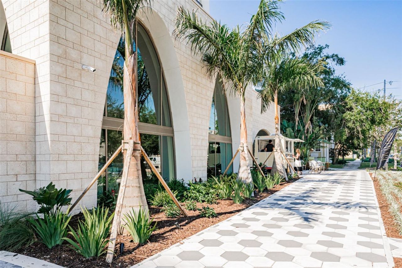 126 4th Avenue Ne, Unit 602, Saint Petersburg, FL 33701 Photo