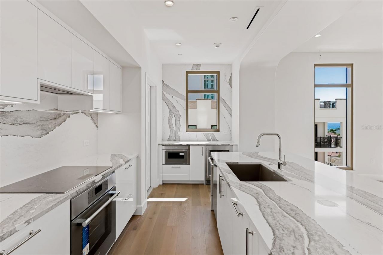 126 4th Avenue Ne, Unit 602, Saint Petersburg, FL 33701 Photo