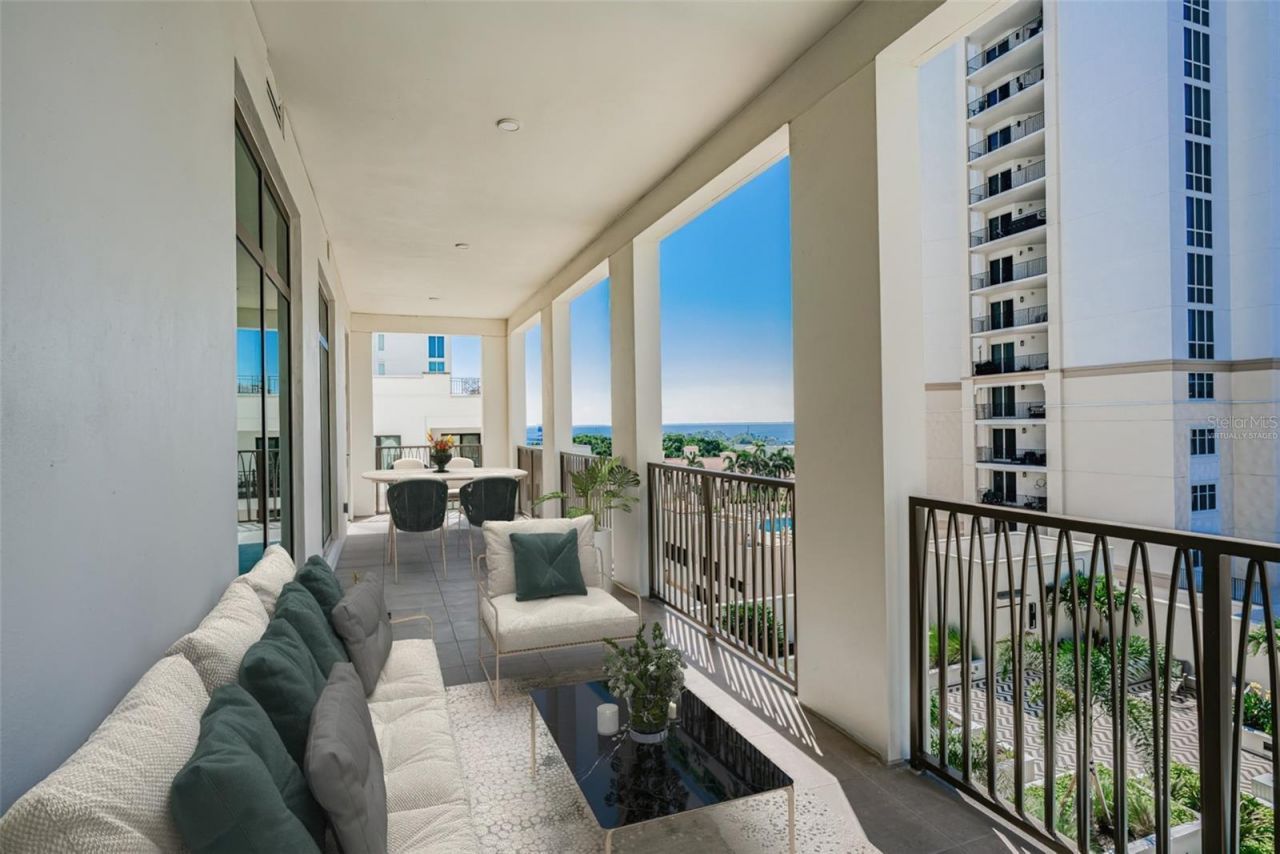 126 4th Avenue Ne, Unit 602, Saint Petersburg, FL 33701 Photo