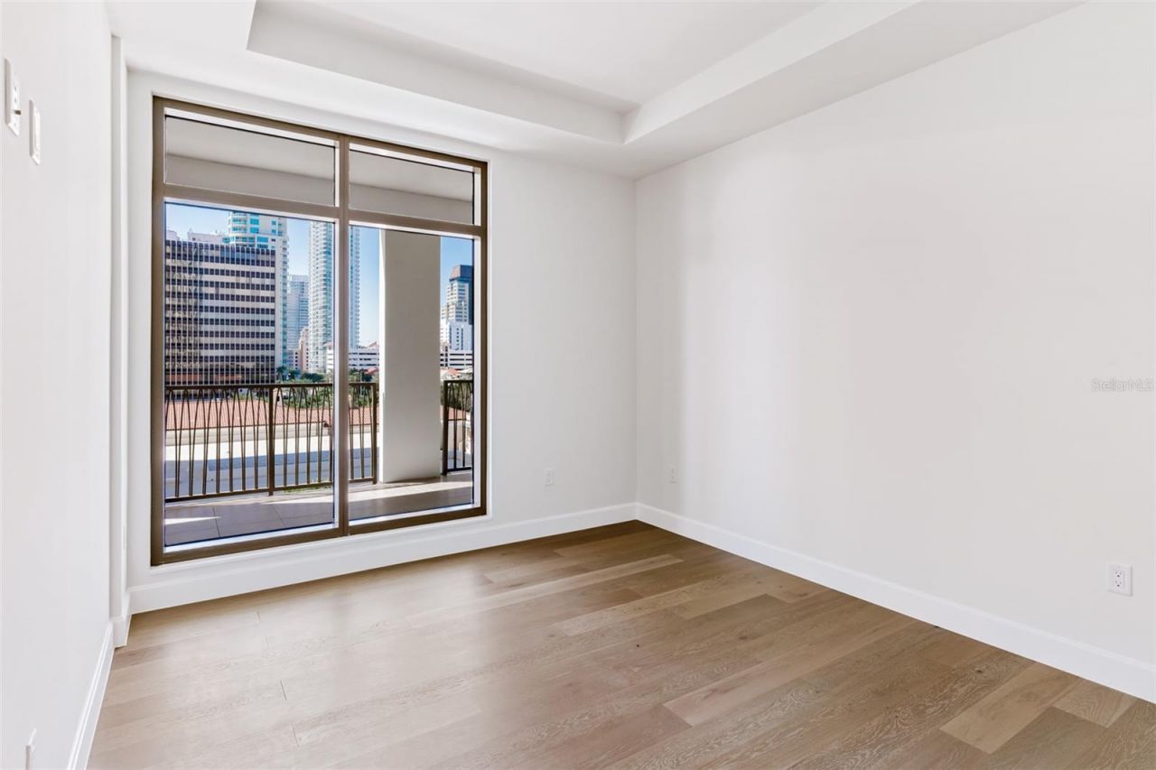 126 4th Avenue Ne, Unit 602, Saint Petersburg, FL 33701 Photo