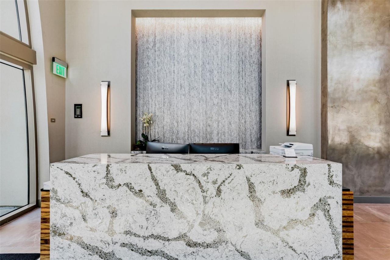 126 4th Avenue Ne, Unit 602, Saint Petersburg, FL 33701 Photo