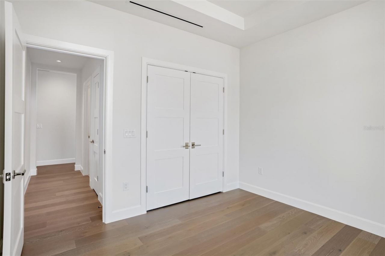 126 4th Avenue Ne, Unit 602, Saint Petersburg, FL 33701 Photo