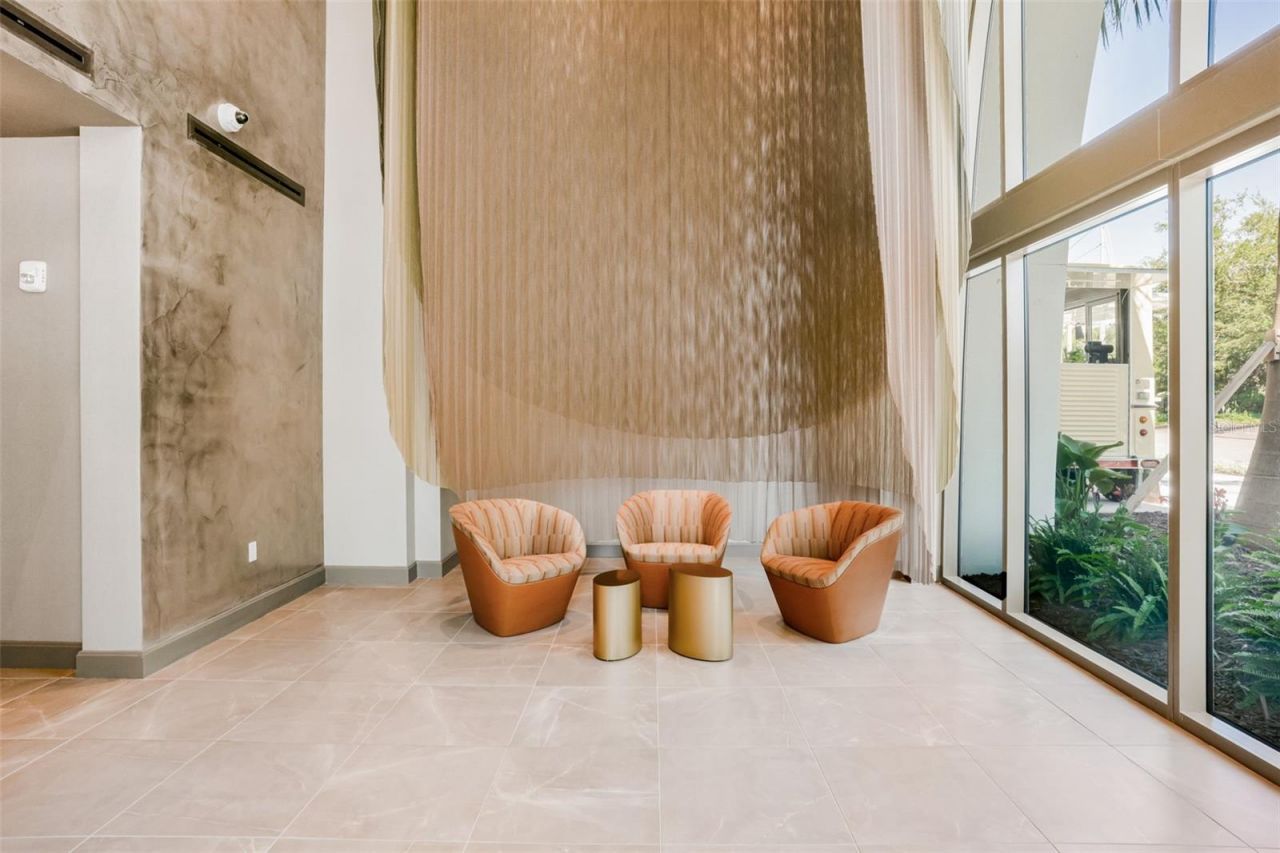 126 4th Avenue Ne, Unit 602, Saint Petersburg, FL 33701 Photo