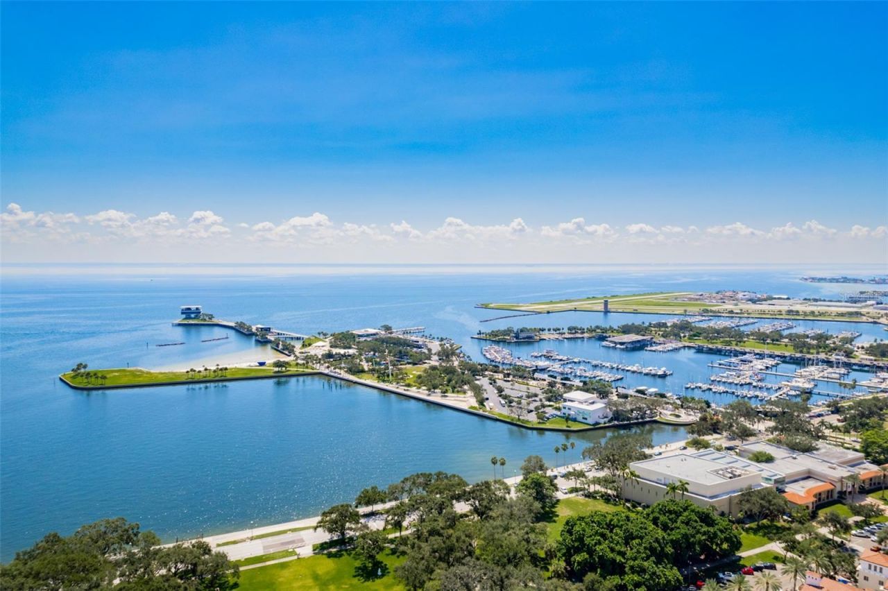 126 4th Avenue Ne, Unit 602, Saint Petersburg, FL 33701 Photo