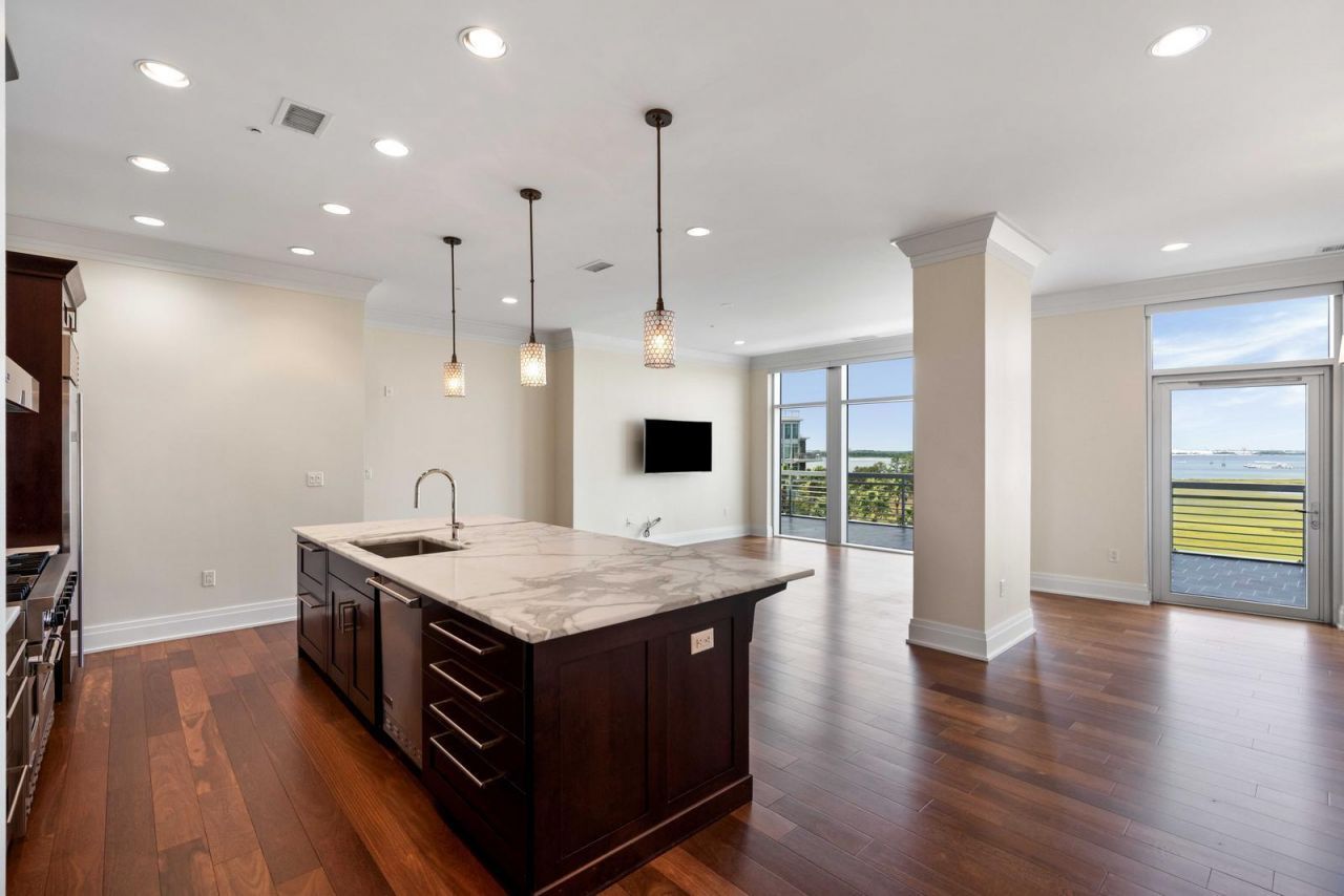 355 Cooper River Drive Photo 5