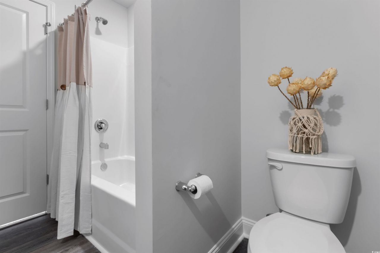 405 Waterend Dr. Photo 38