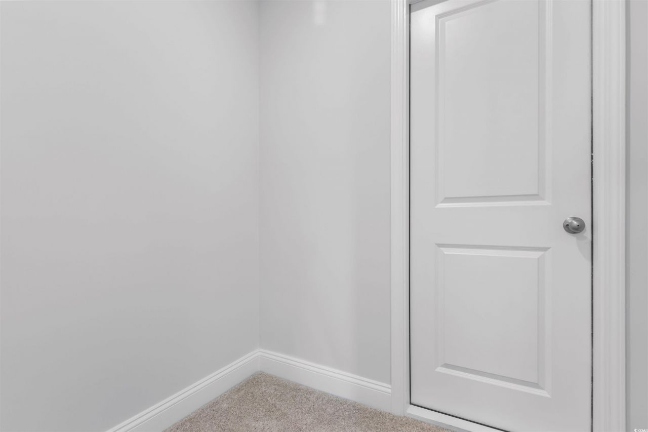 405 Waterend Dr. Photo 39