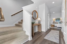 405 Waterend Dr. photo 4