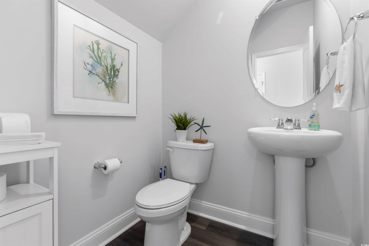 405 Waterend Dr. Photo 5