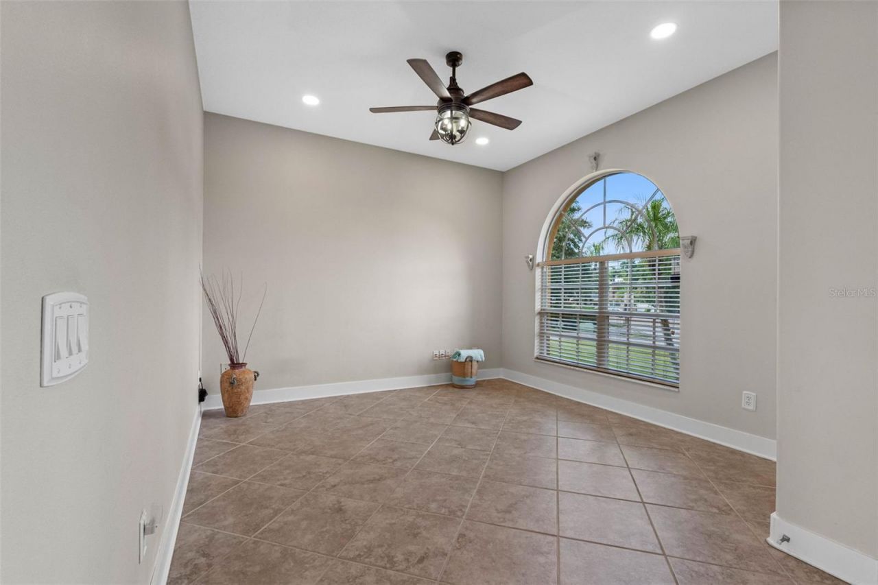 804 Charles Boulevard, Oldsmar, FL 34677 Photo