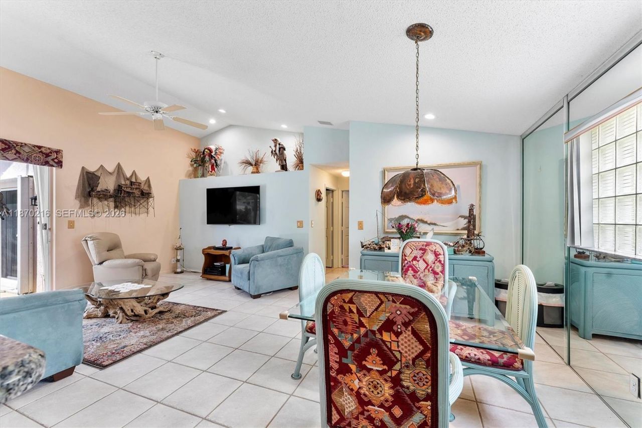 800 Clearbrook Park Cir, Delray Beach, FL 33445 Photo
