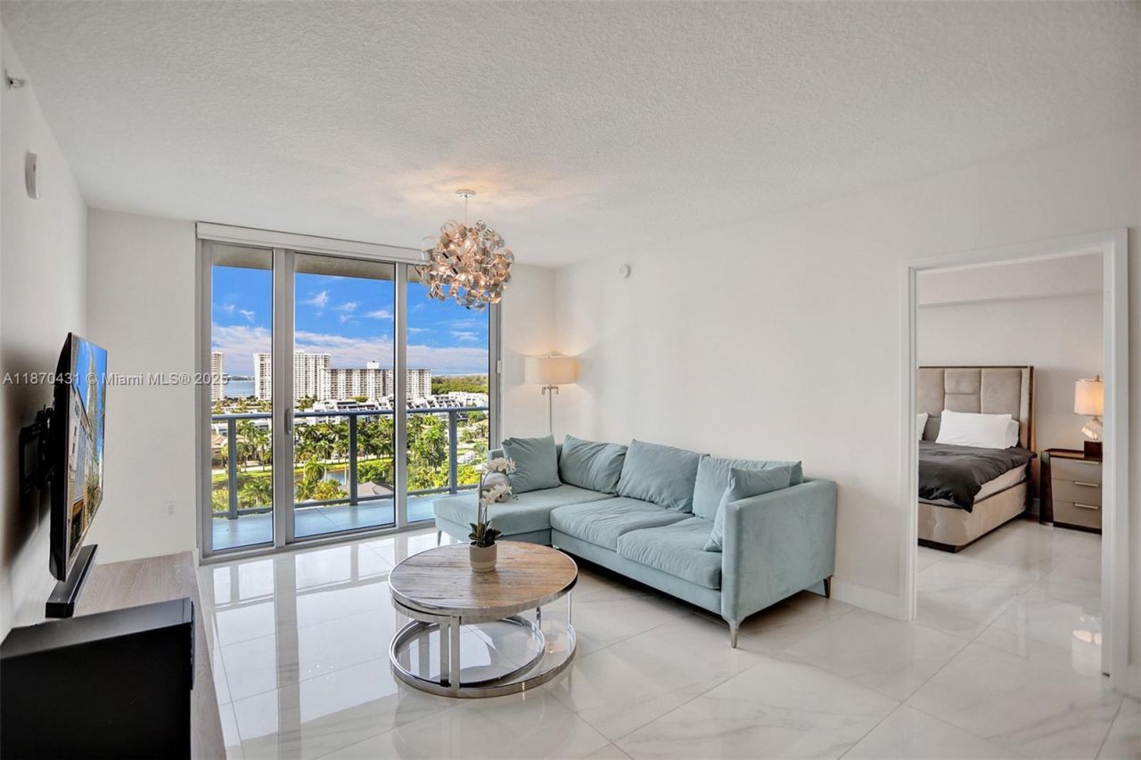 330 Sunny Isles Blvd, Unit 5-1204, Sunny Isles Beach, FL 33160 Photo