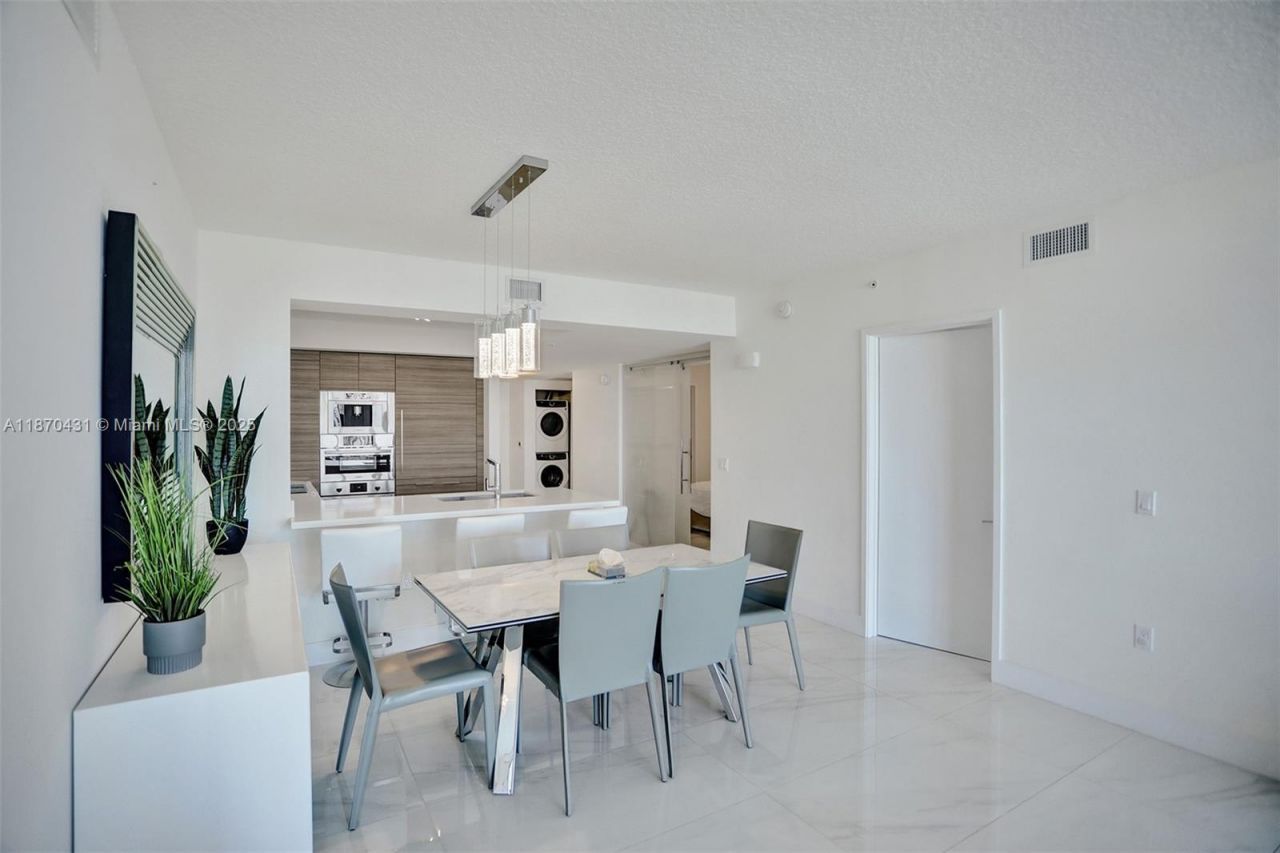 330 Sunny Isles Blvd, Unit 5-1204, Sunny Isles Beach, FL 33160 Photo