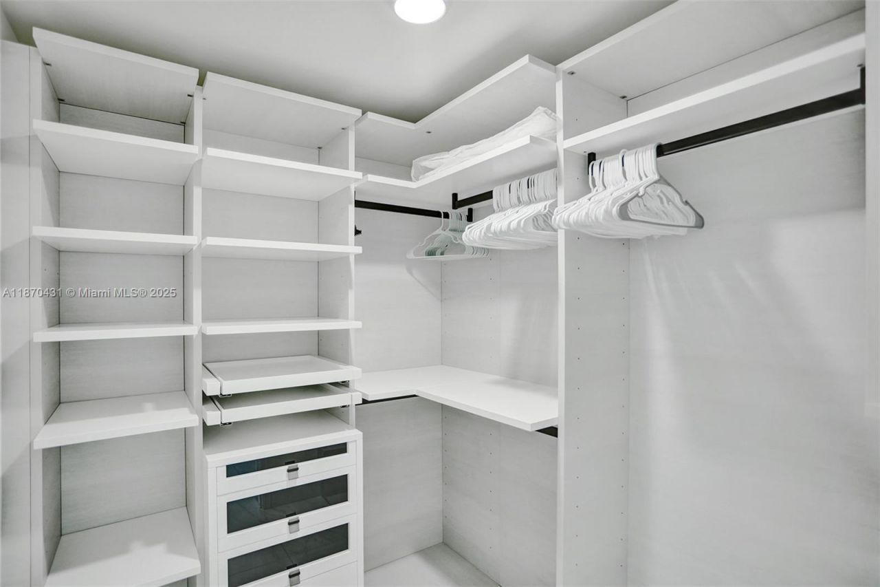 330 Sunny Isles Blvd, Unit 5-1204, Sunny Isles Beach, FL 33160 Photo