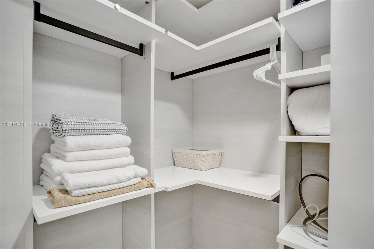 330 Sunny Isles Blvd, Unit 5-1204, Sunny Isles Beach, FL 33160 Photo