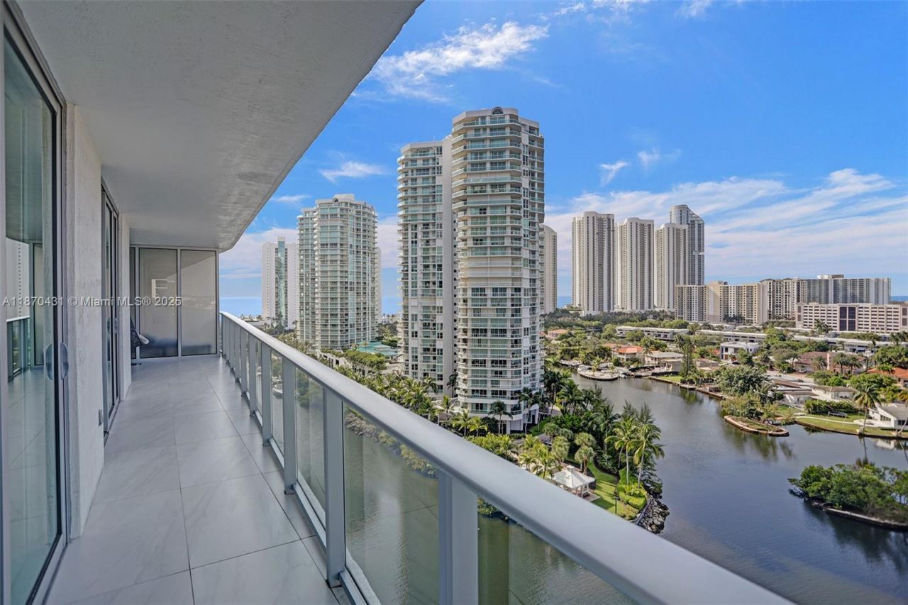 330 Sunny Isles Blvd, Unit 5-1204, Sunny Isles Beach, FL 33160 Photo