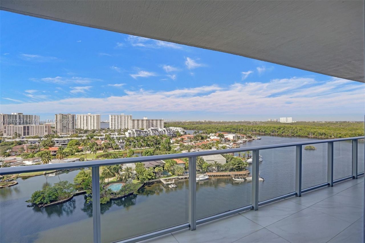 330 Sunny Isles Blvd, Unit 5-1204, Sunny Isles Beach, FL 33160 Photo