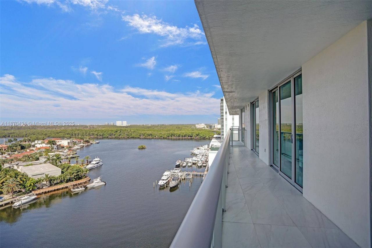 330 Sunny Isles Blvd, Unit 5-1204, Sunny Isles Beach, FL 33160 Photo