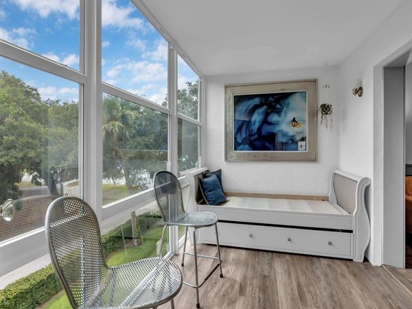 275 Date Palm Road, Unit 304, Vero Beach, FL 32963