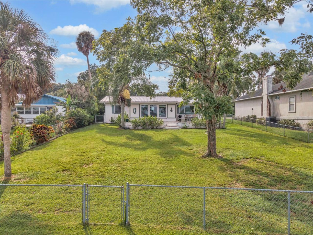 115 Sunset Point Road, East Palatka, FL 32131 Photo