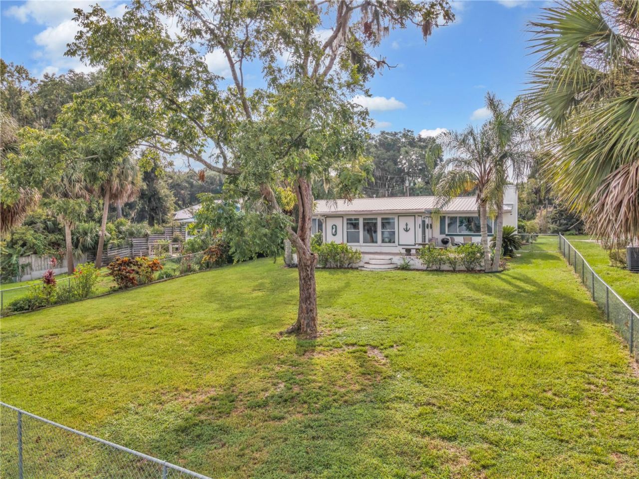 115 Sunset Point Road, East Palatka, FL 32131 Photo