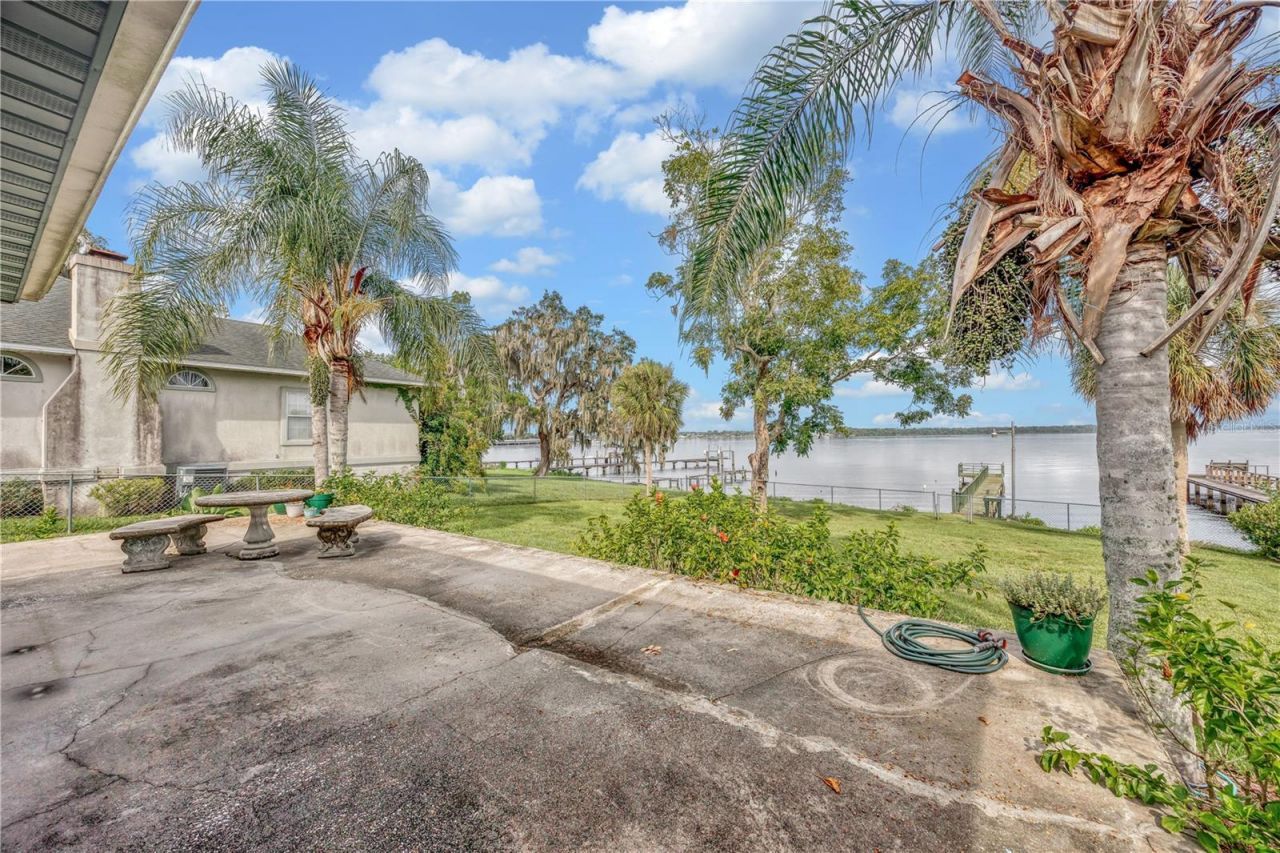 115 Sunset Point Road, East Palatka, FL 32131 Photo
