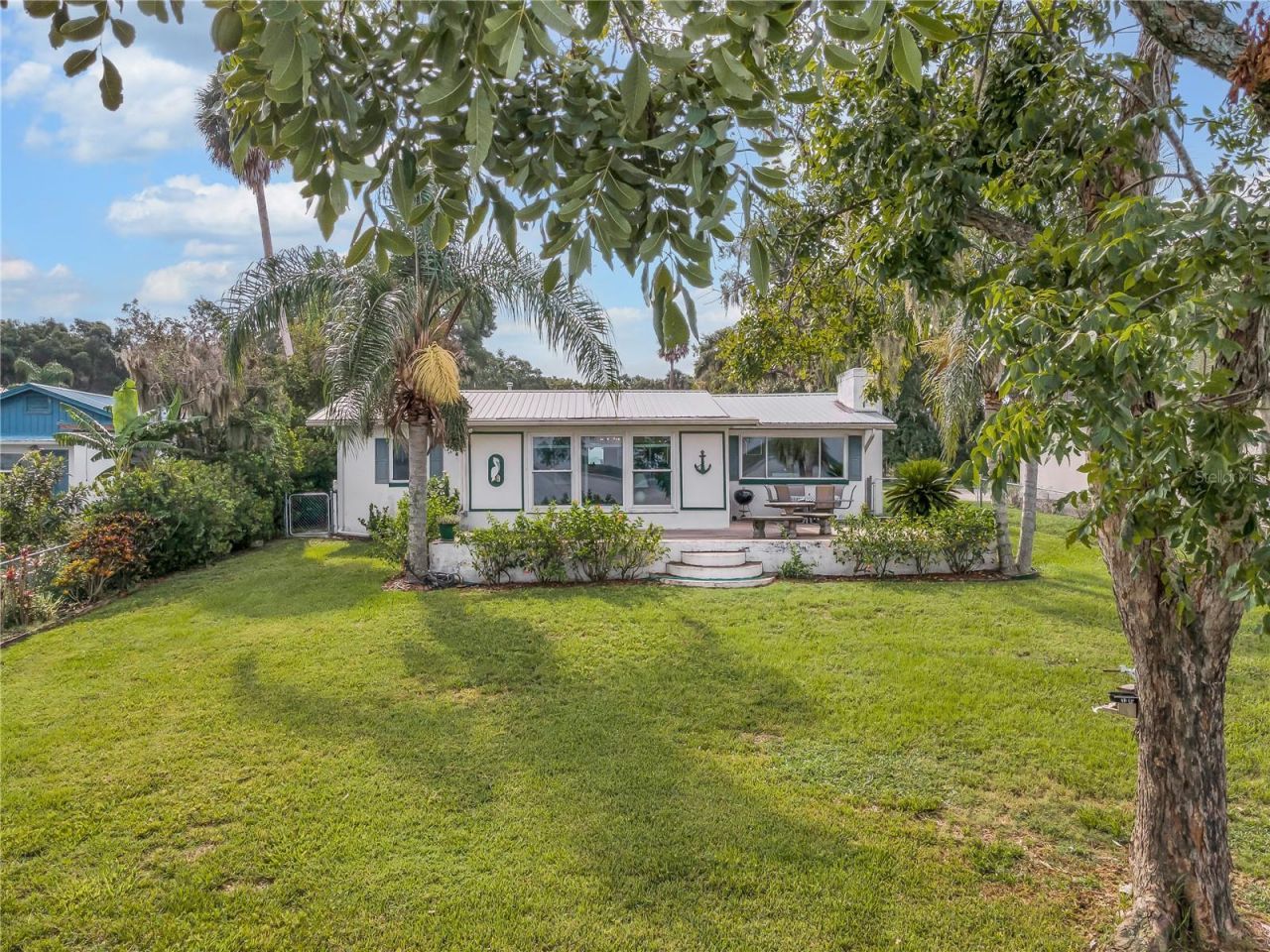 115 Sunset Point Road, East Palatka, FL 32131 Photo