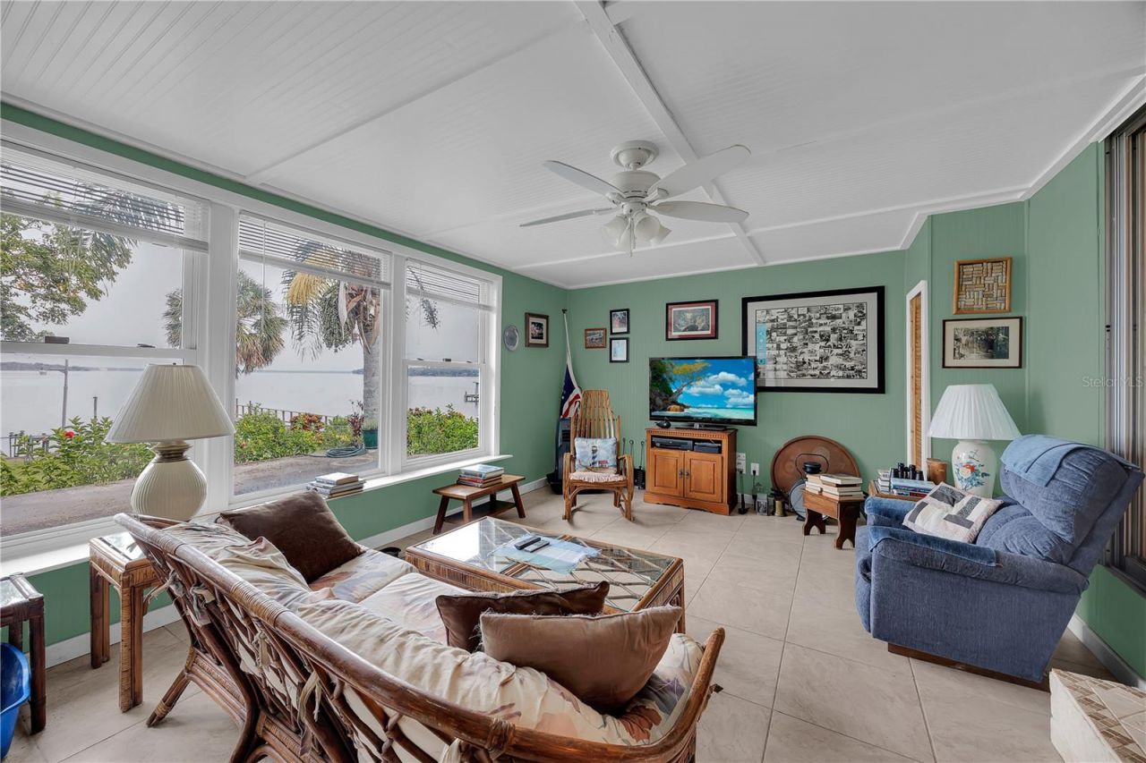 115 Sunset Point Road, East Palatka, FL 32131 Photo