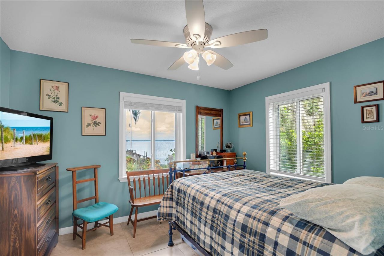 115 Sunset Point Road, East Palatka, FL 32131 Photo